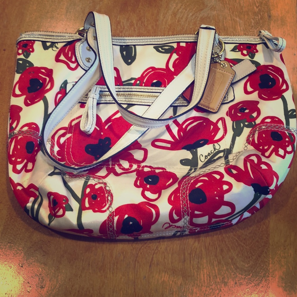 Floral Coach Purse 🌺